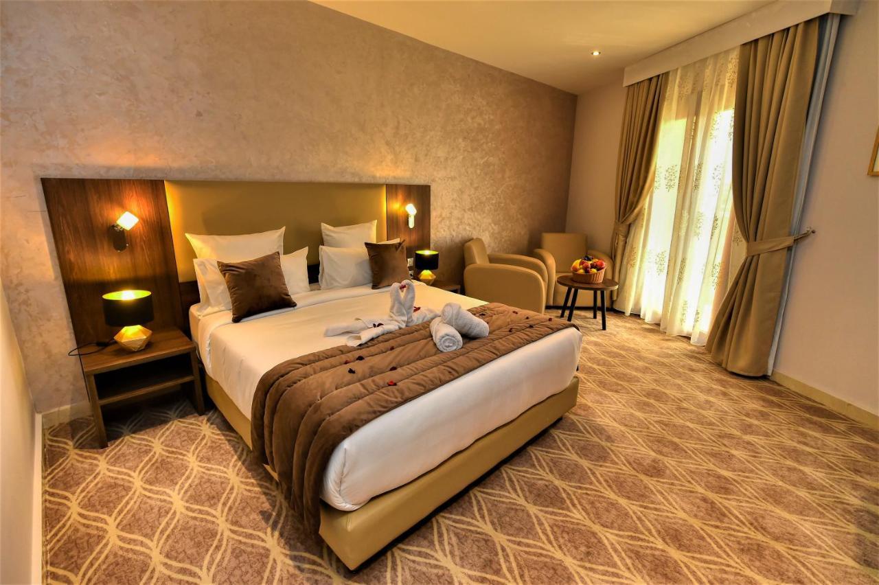 Mf Hotel Oran Bir El Djir Ngoại thất bức ảnh